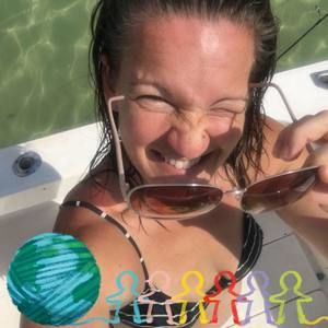 Meet your Posher, Lia